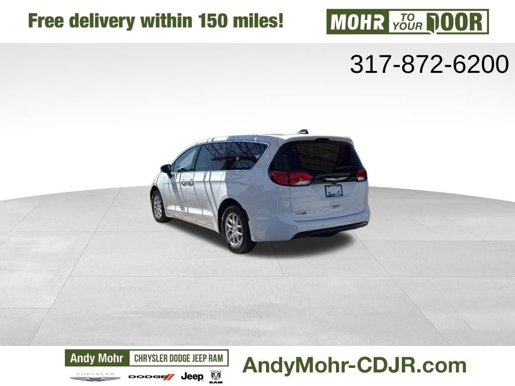 2026 Chrysler Voyager LX