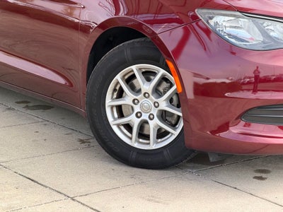 2017 Chrysler Pacifica Touring