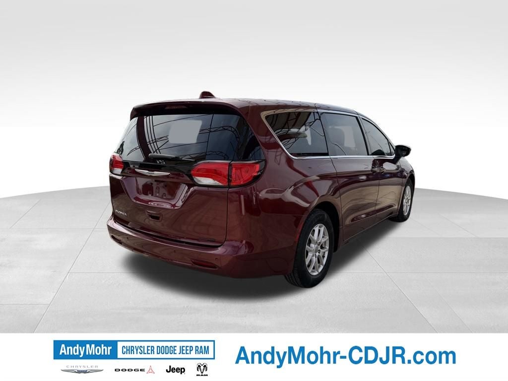 2017 Chrysler Pacifica Touring