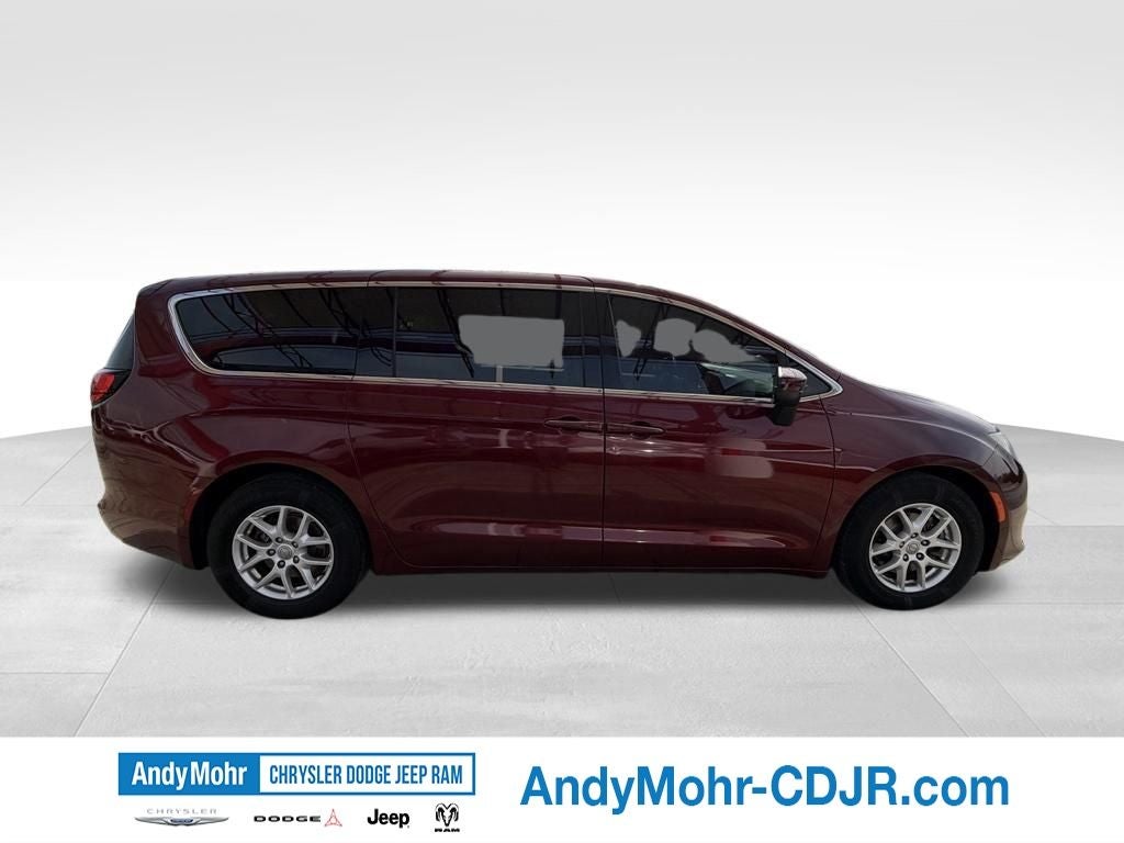 2017 Chrysler Pacifica Touring