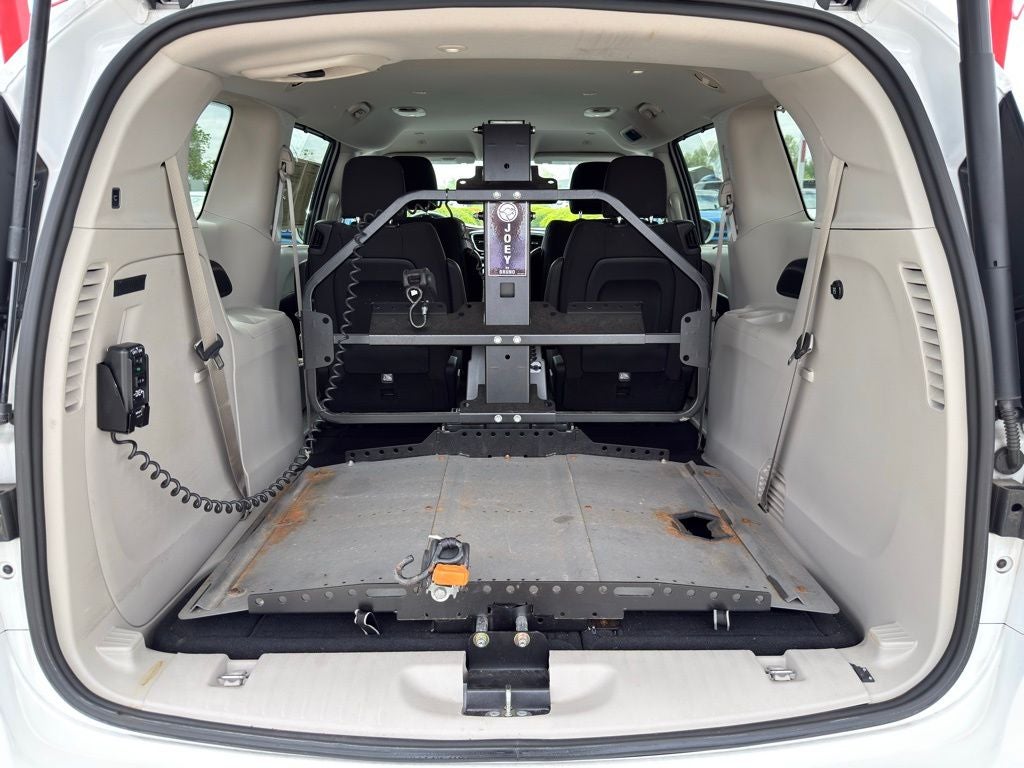 2018 Chrysler Pacifica Touring Plus