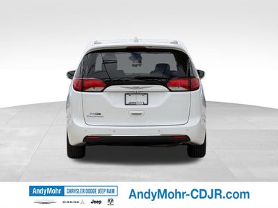 2018 Chrysler Pacifica Touring Plus