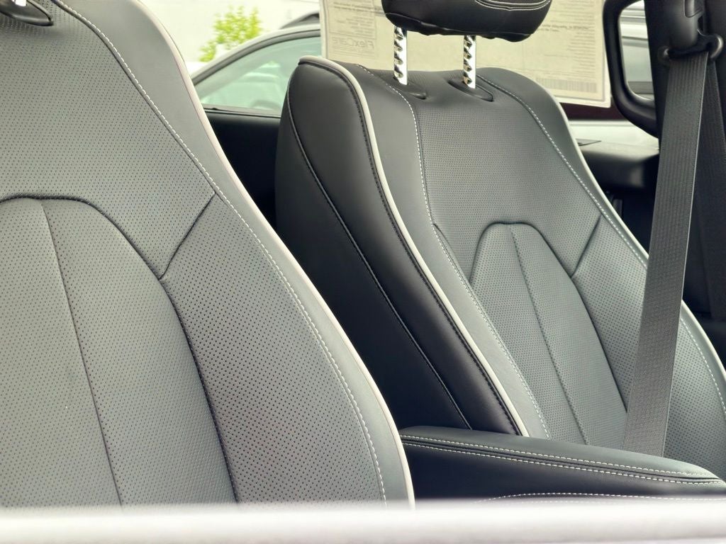 2027 Chrysler Pacifica Limited
