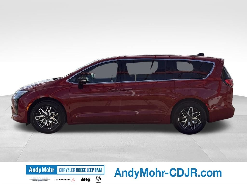 2027 Chrysler Pacifica Limited