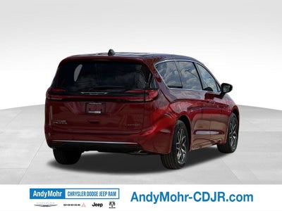 2027 Chrysler Pacifica Limited