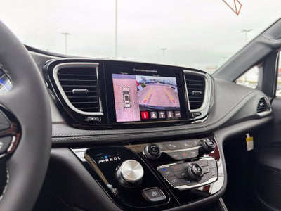 2027 Chrysler Pacifica Limited
