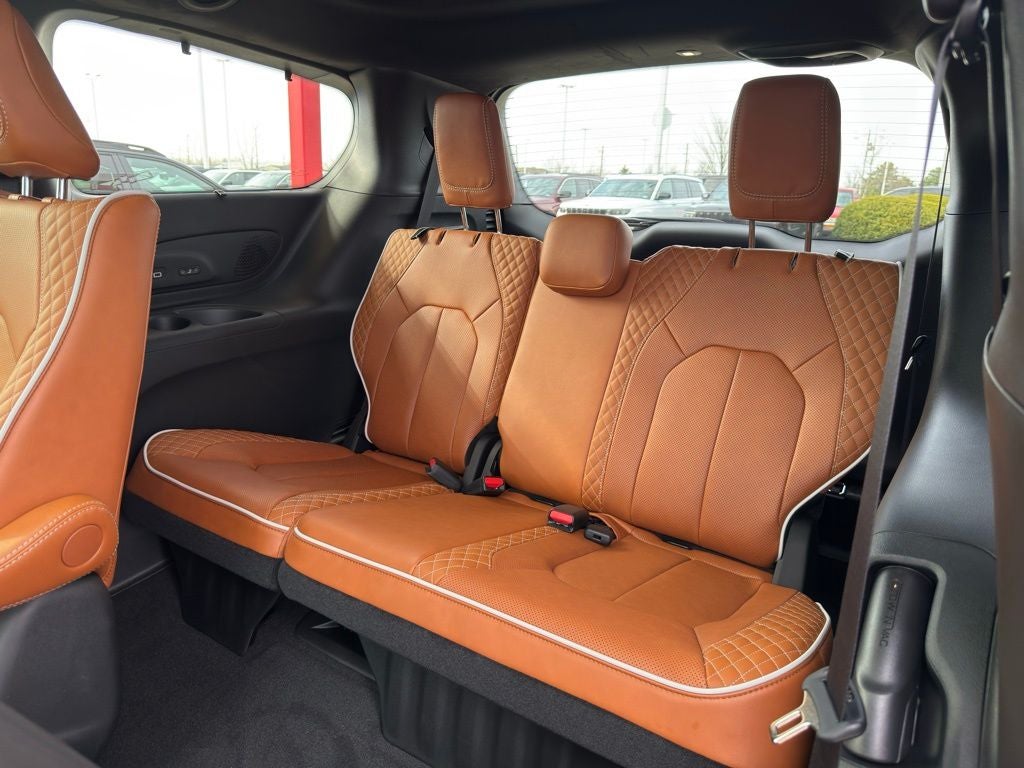2026 Chrysler Pacifica Pinnacle