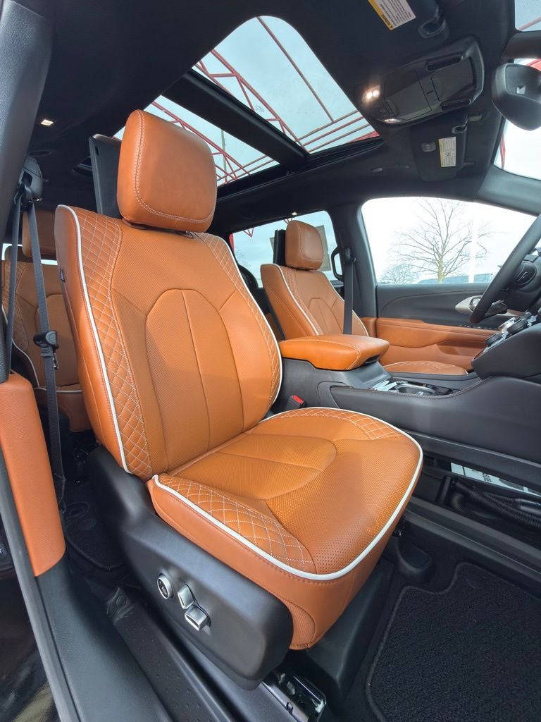2026 Chrysler Pacifica Pinnacle
