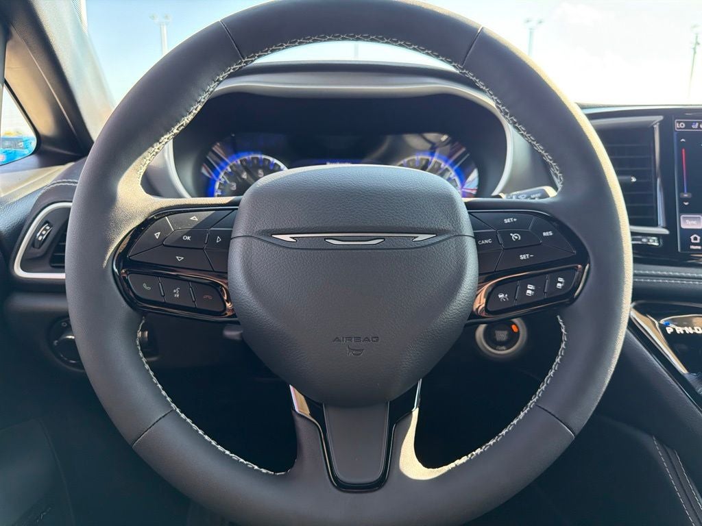 2027 Chrysler Pacifica Limited