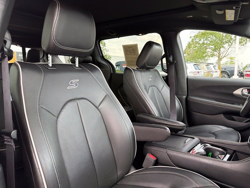 2024 Chrysler Pacifica Limited