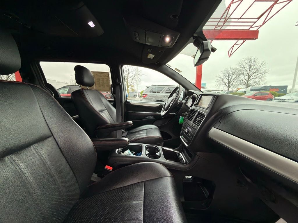 2015 Dodge Grand Caravan R/T