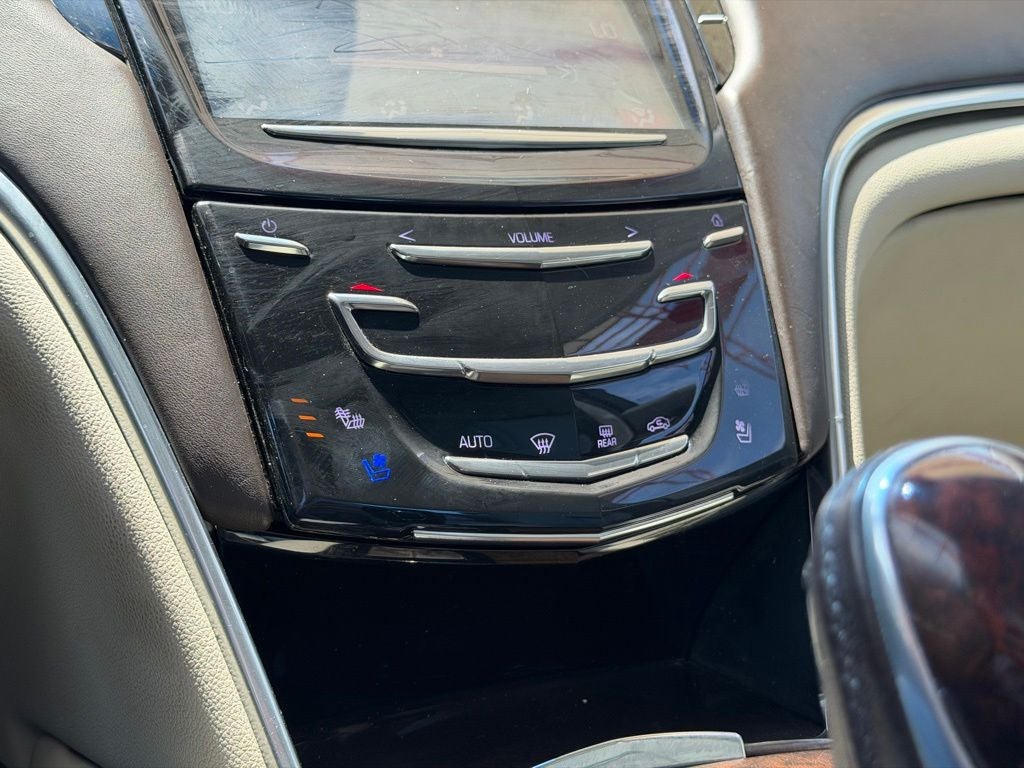 2013 Cadillac XTS Platinum