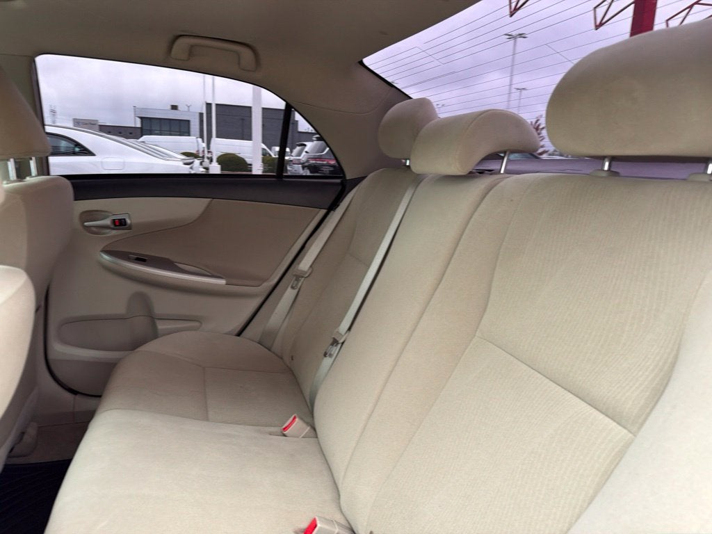 2012 Toyota Corolla LE