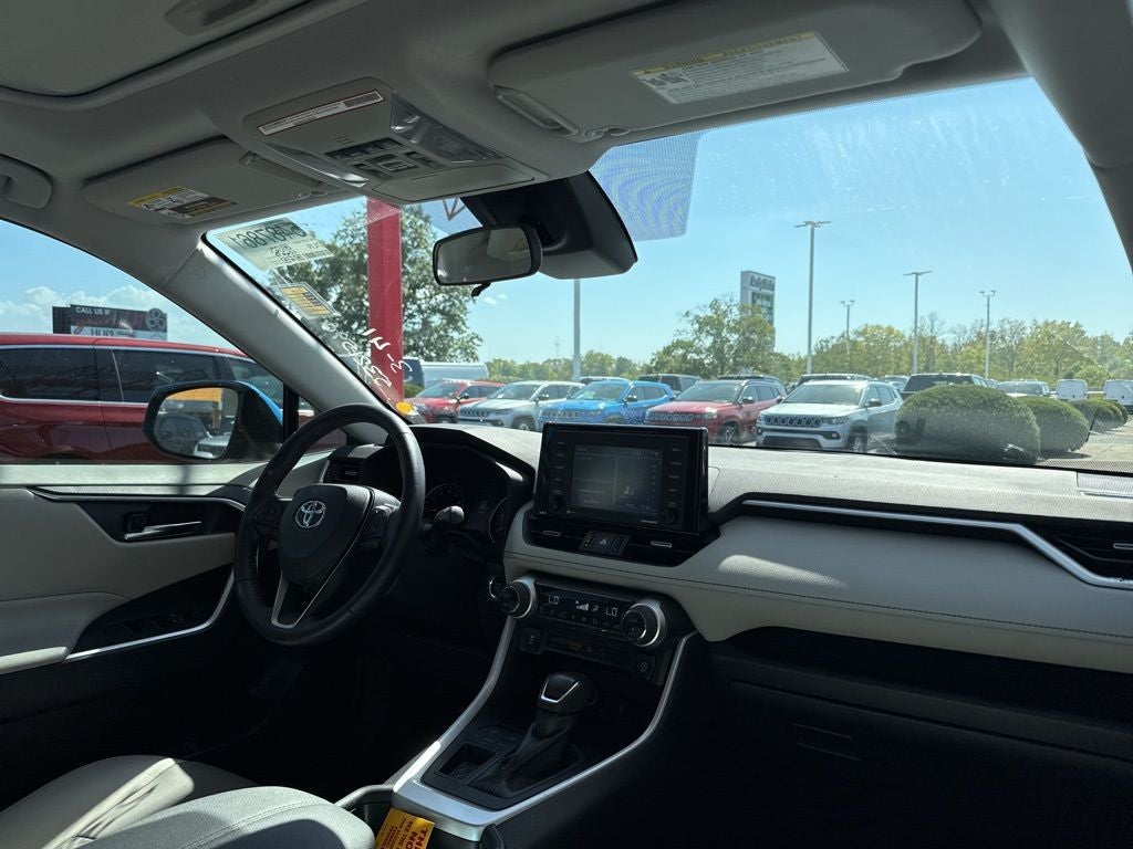 2020 Toyota RAV4 XLE Premium