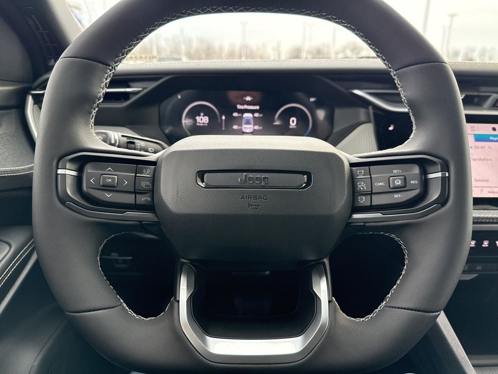 2026 Jeep Cherokee Laredo