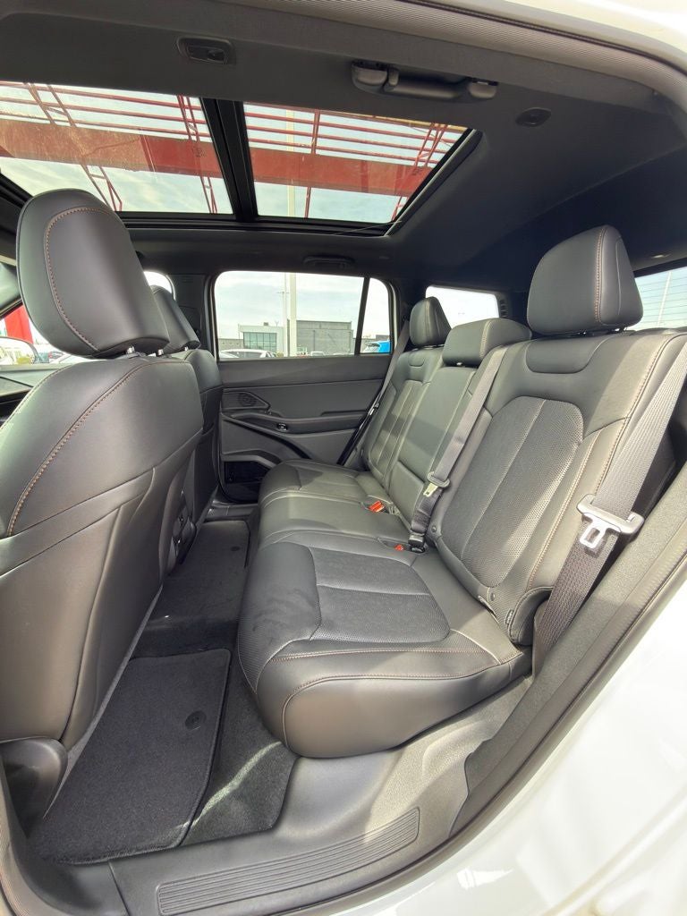 2026 Jeep Cherokee Overland