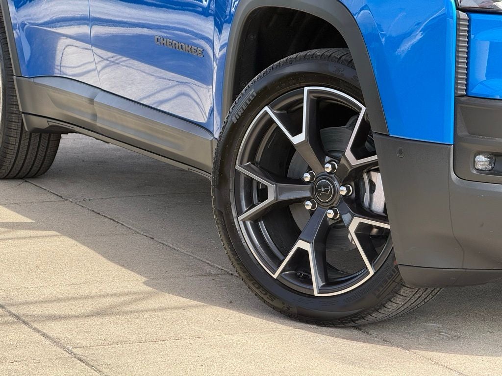 2026 Jeep Cherokee Overland