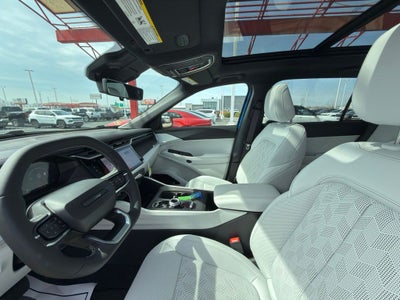 2026 Jeep Cherokee Overland