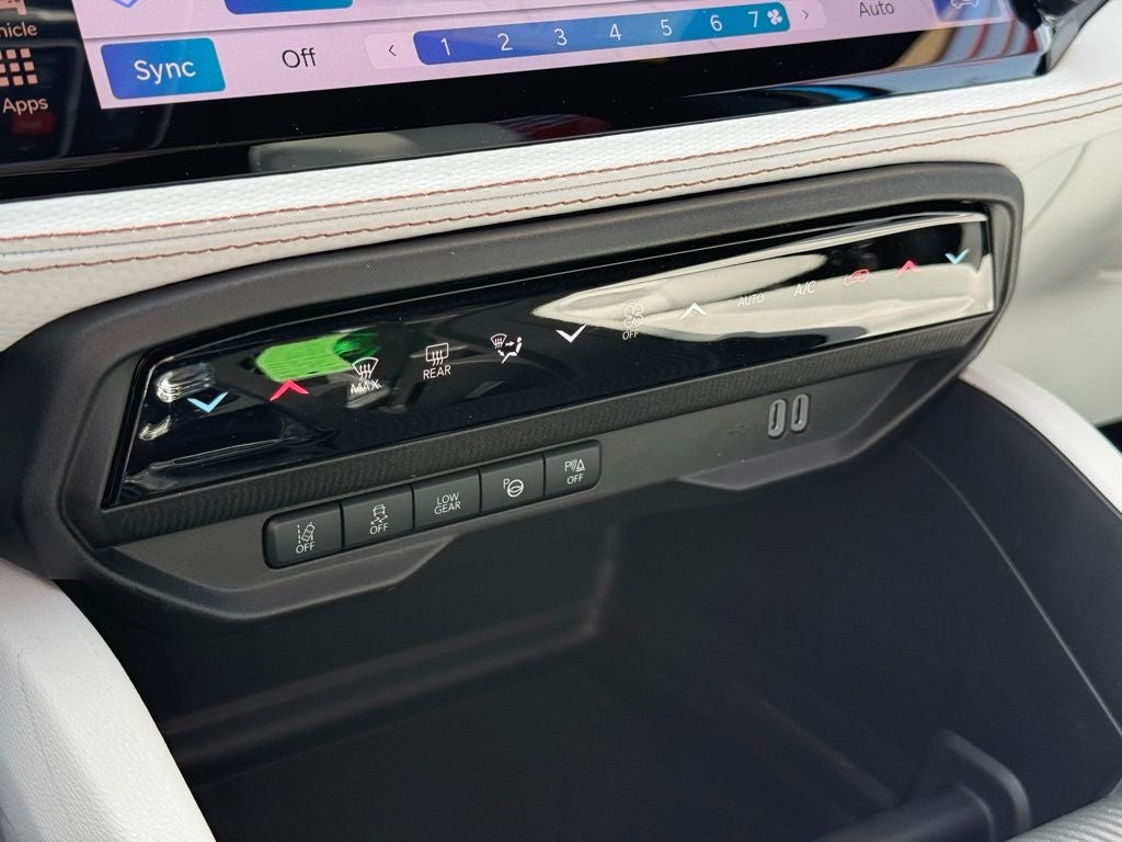 2026 Jeep Cherokee Overland