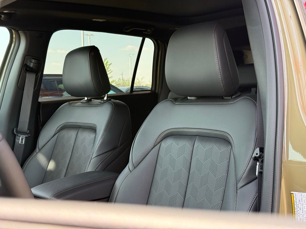 2026 Jeep Cherokee Overland