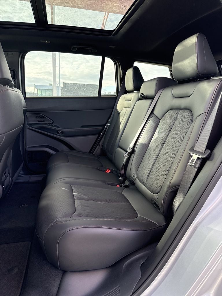 2026 Jeep Cherokee Overland