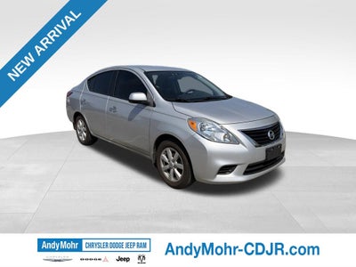 2014 Nissan Versa 1.6 SV