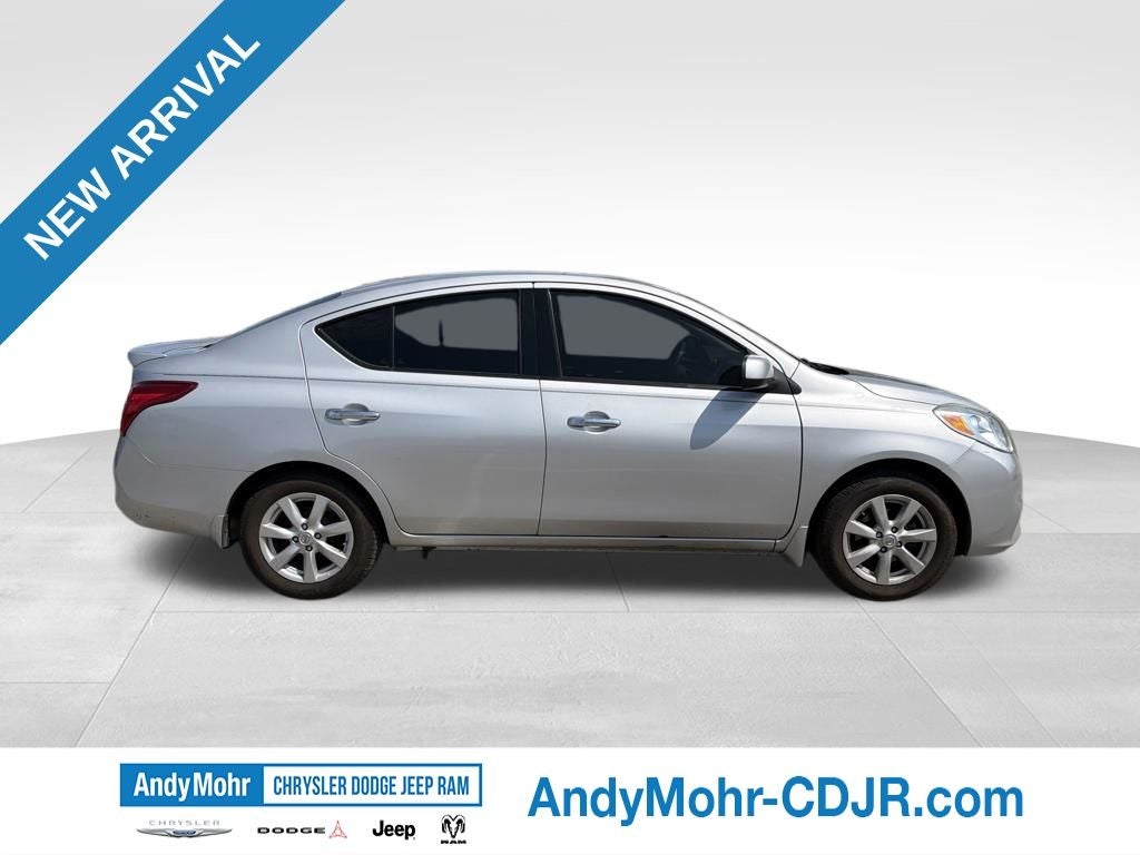 2014 Nissan Versa 1.6 SV