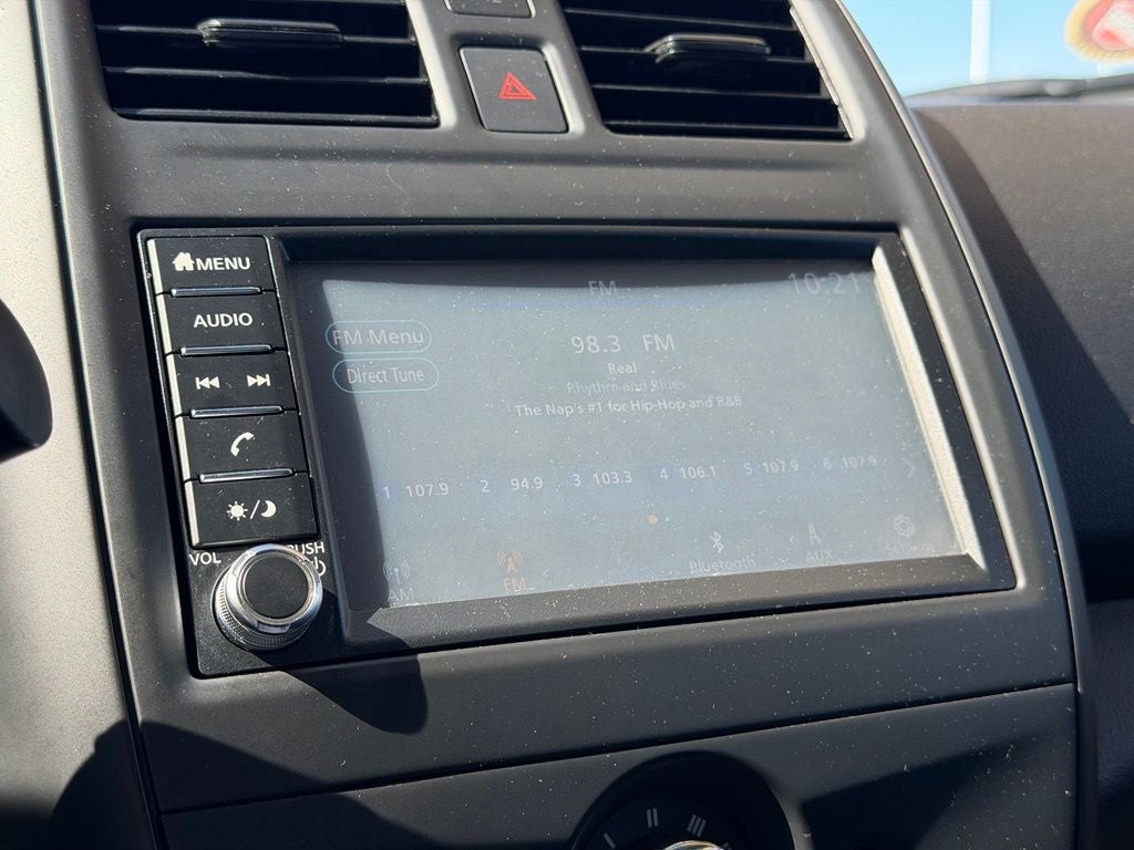 2019 Nissan Versa 1.6 S Plus