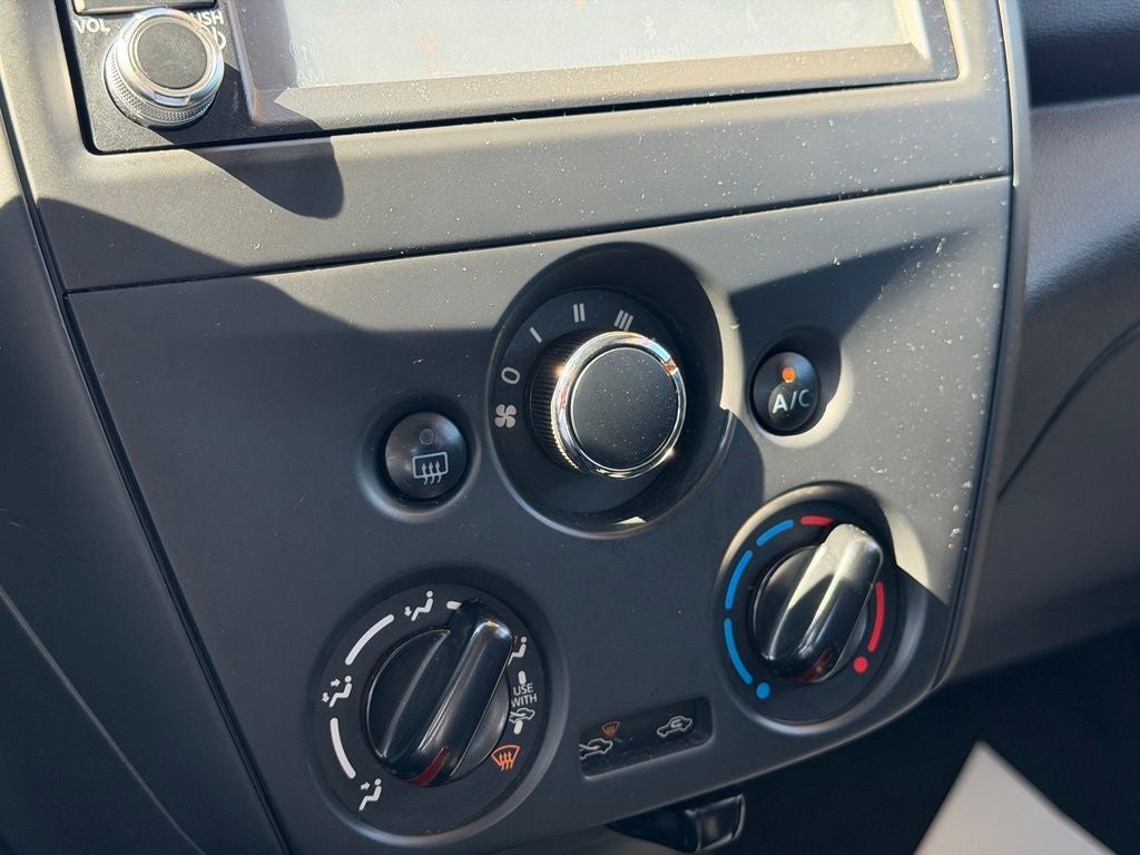 2019 Nissan Versa 1.6 S Plus