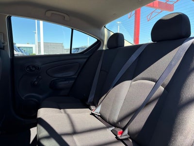 2019 Nissan Versa 1.6 S Plus