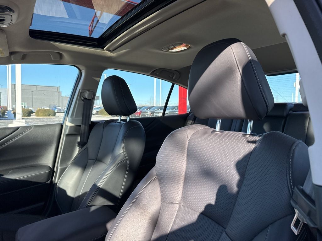 2022 Subaru Legacy Limited XT