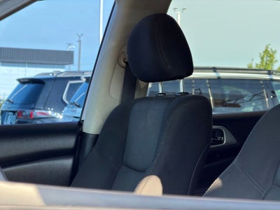 2020 Nissan Pathfinder S