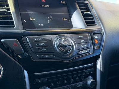 2020 Nissan Pathfinder S