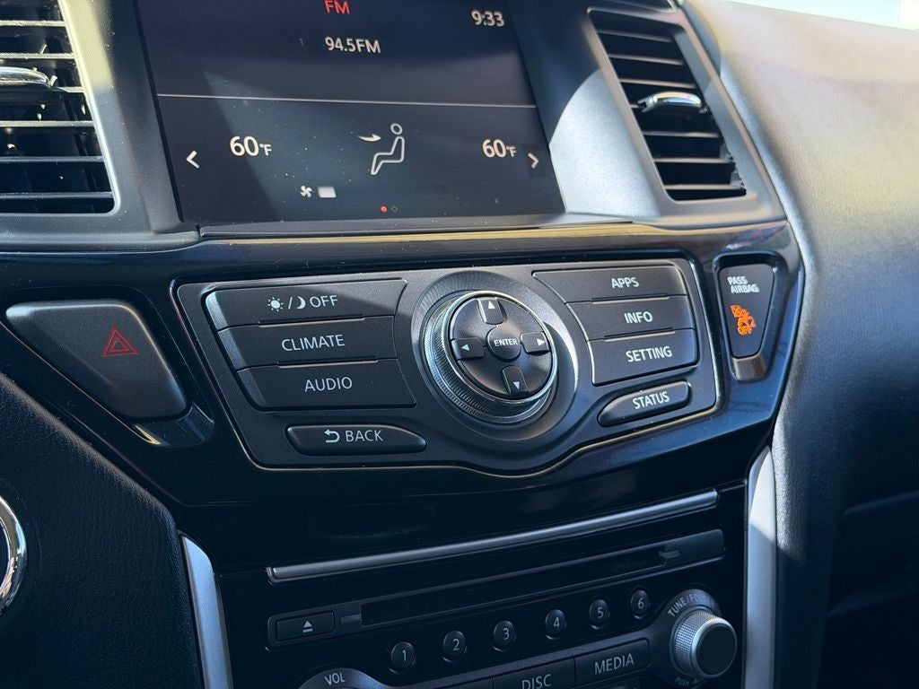 2020 Nissan Pathfinder S