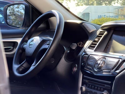2020 Nissan Pathfinder S