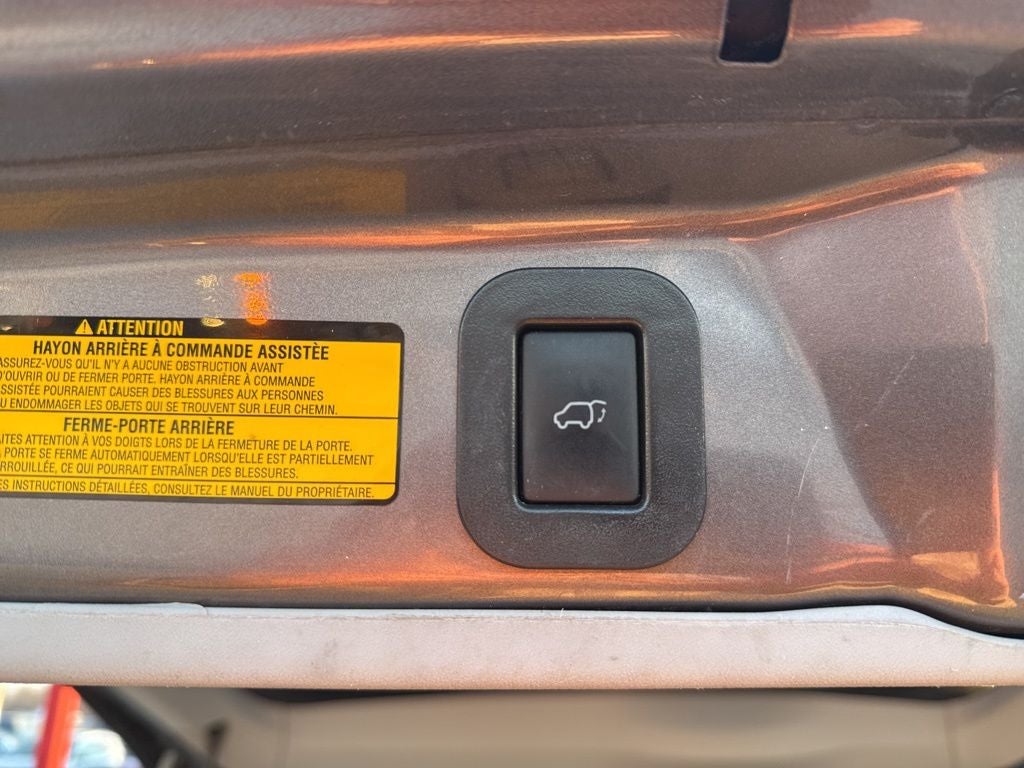 2014 Toyota Sienna SE 8 Passenger