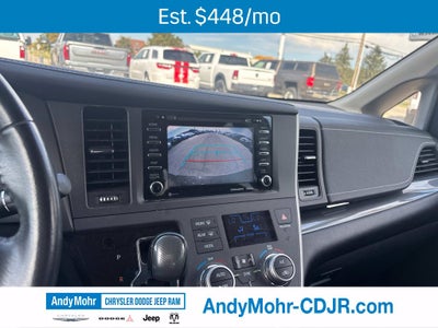 2020 Toyota Sienna SE 8 Passenger