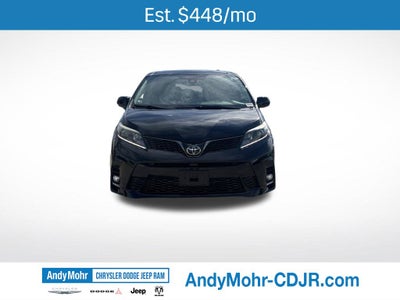 2020 Toyota Sienna SE 8 Passenger