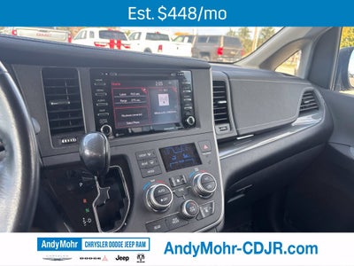 2020 Toyota Sienna SE 8 Passenger