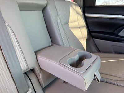 2018 Toyota Highlander LE Plus