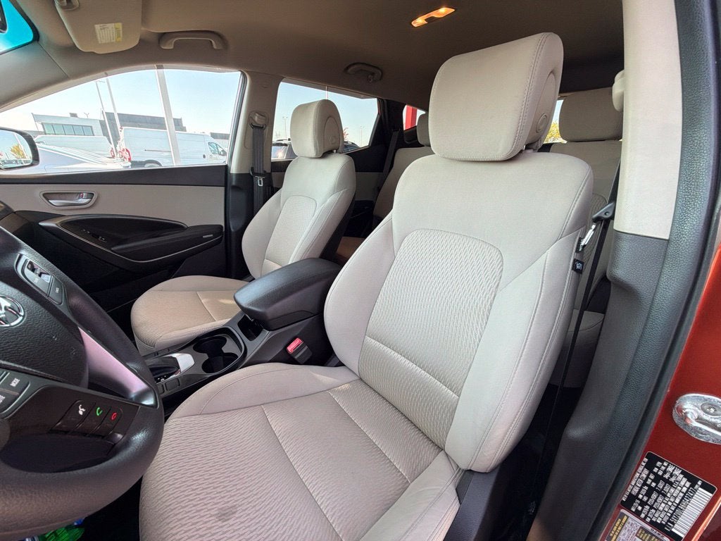 2017 Hyundai Santa Fe Sport 2.4 Base