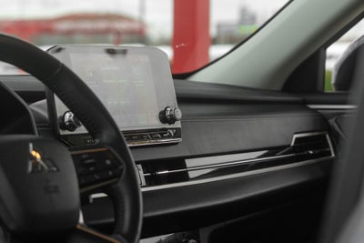 2024 Mitsubishi Outlander SE Black Edition