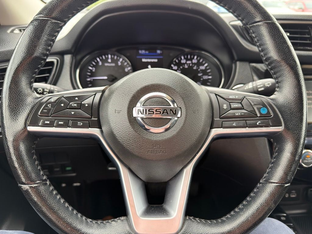 2022 Nissan Rogue Sport SV