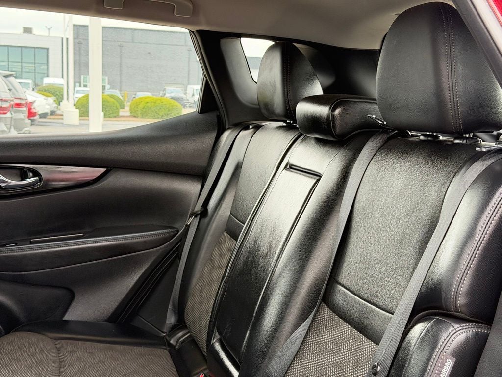 2022 Nissan Rogue Sport SV