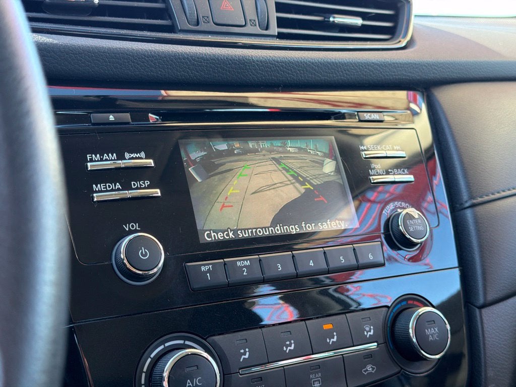 2017 Nissan Rogue S