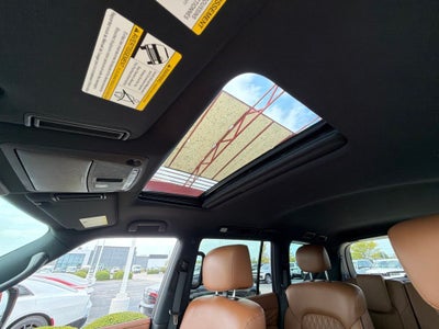 2023 INFINITI QX80 Sensory