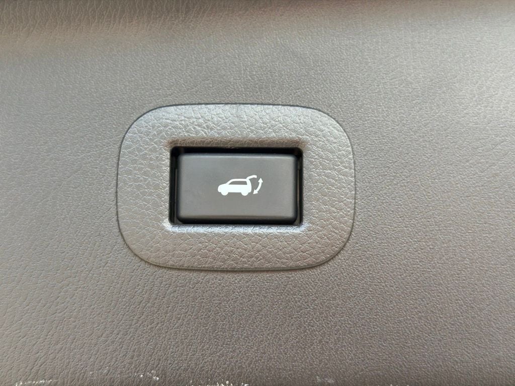 2023 INFINITI QX80 Sensory