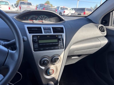 2009 Toyota Yaris Base