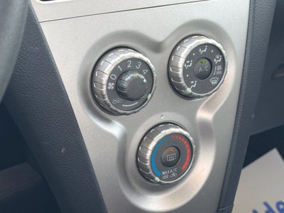 2009 Toyota Yaris Base