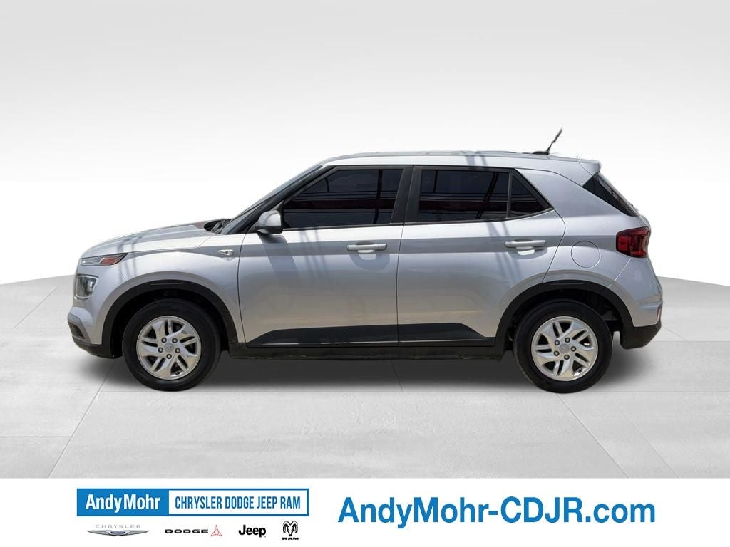 2023 Hyundai Venue SE